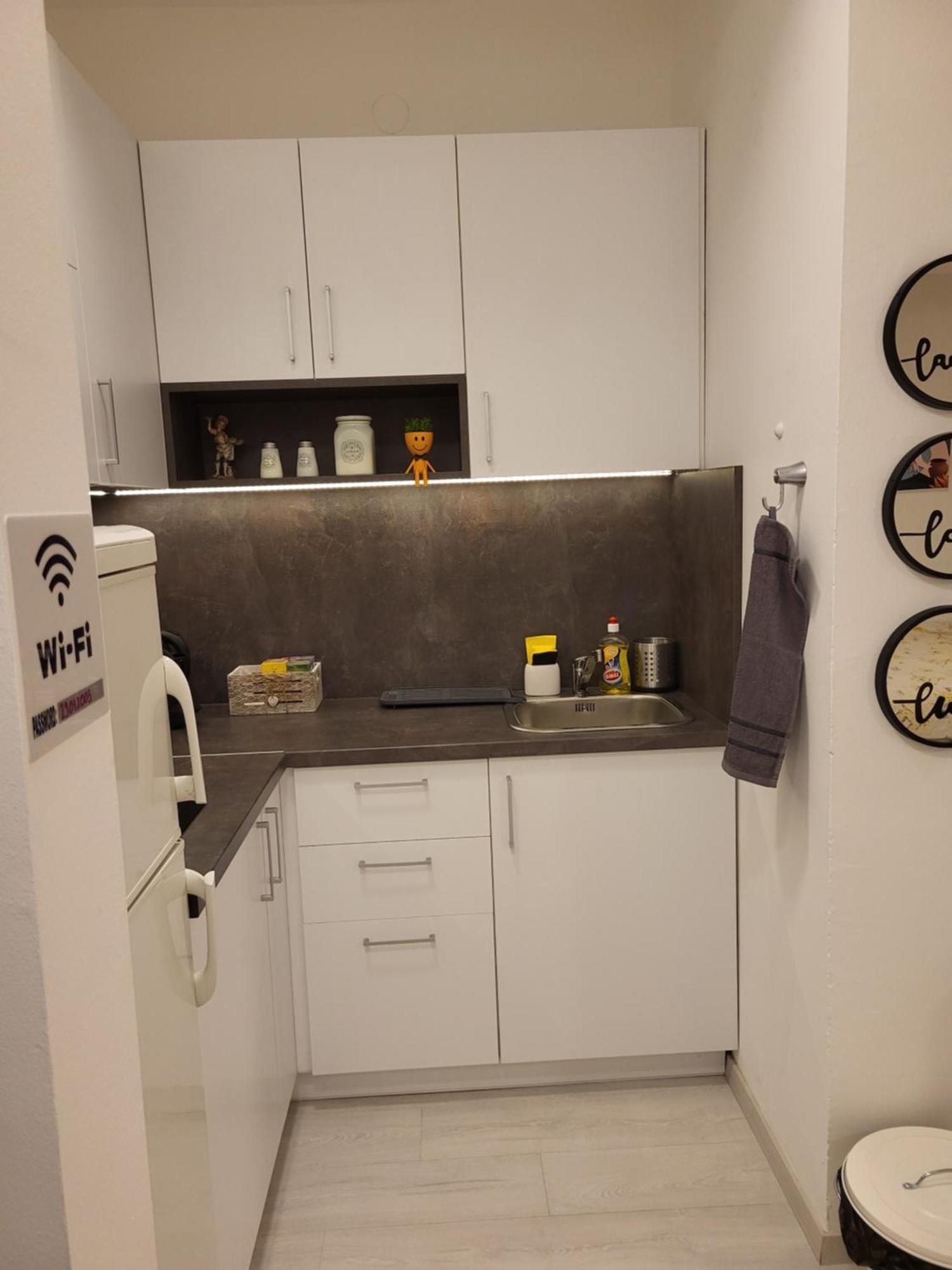 City Center White Apartment! سكوبجي المظهر الخارجي الصورة